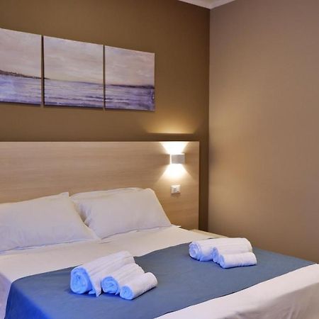 Pianomare Riviera Apartments And Rooms Imperia Ngoại thất bức ảnh