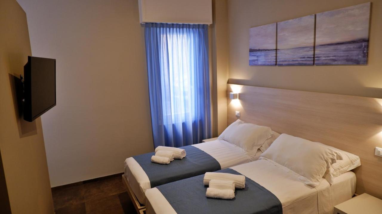 Pianomare Riviera Apartments And Rooms Imperia Ngoại thất bức ảnh