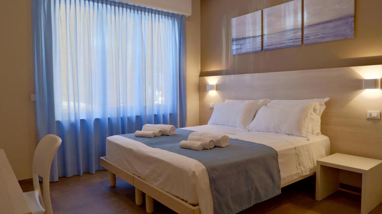 Pianomare Riviera Apartments And Rooms Imperia Ngoại thất bức ảnh