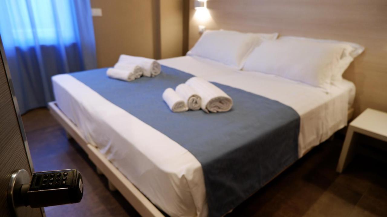 Pianomare Riviera Apartments And Rooms Imperia Ngoại thất bức ảnh
