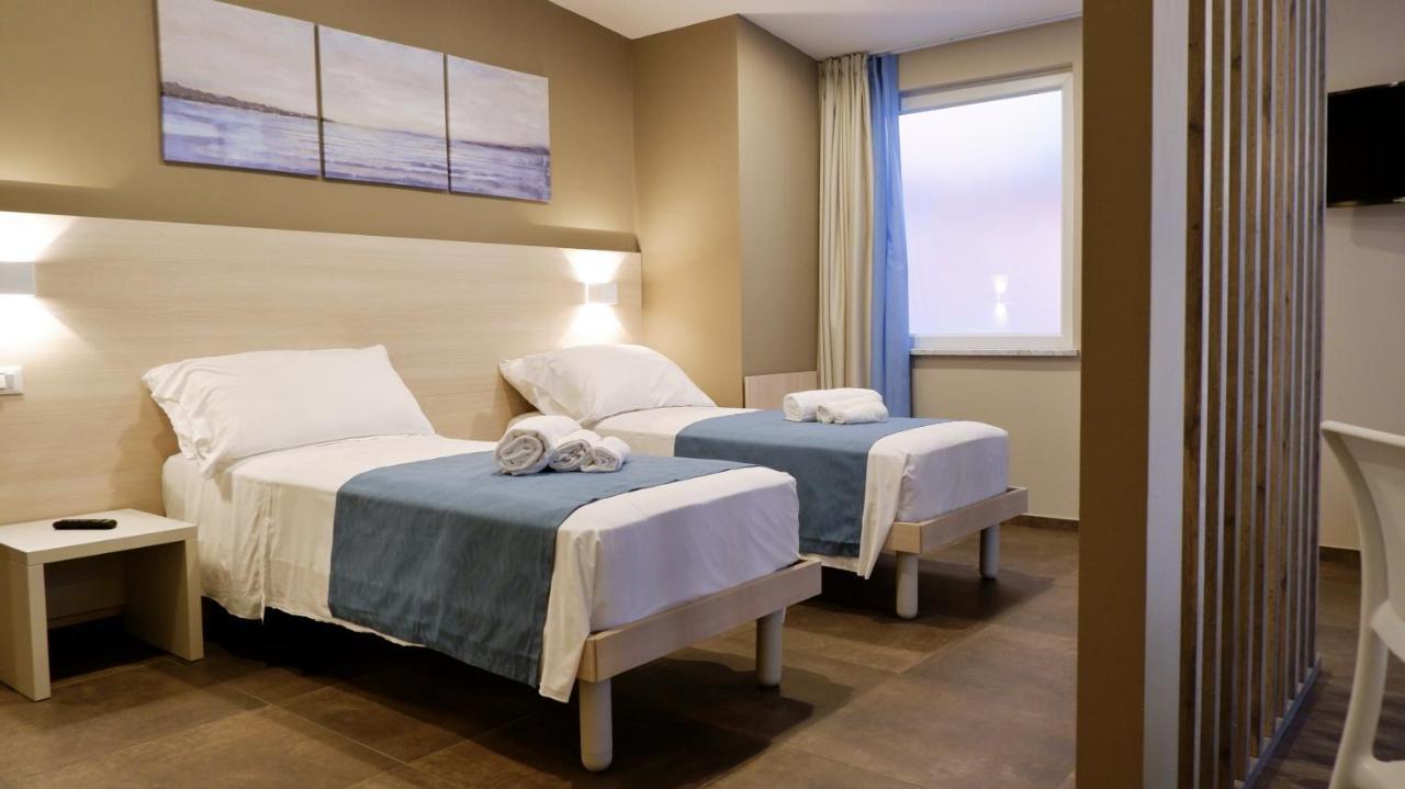 Pianomare Riviera Apartments And Rooms Imperia Ngoại thất bức ảnh