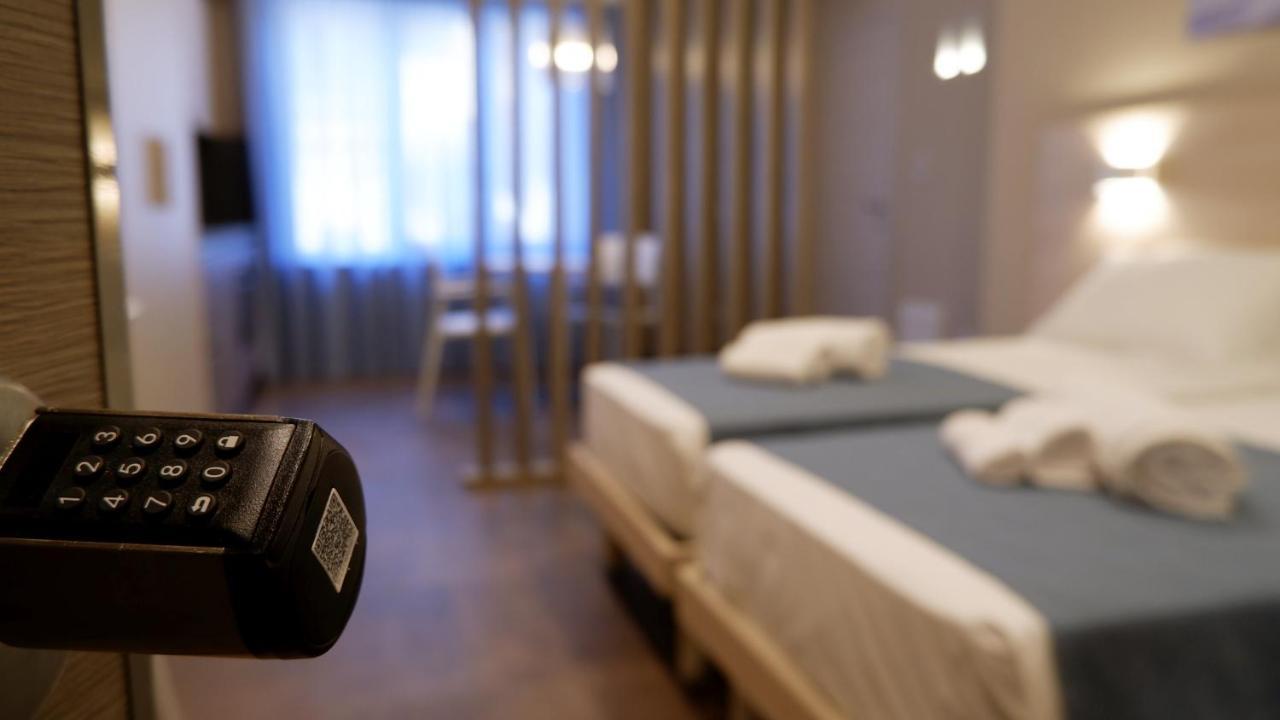 Pianomare Riviera Apartments And Rooms Imperia Ngoại thất bức ảnh