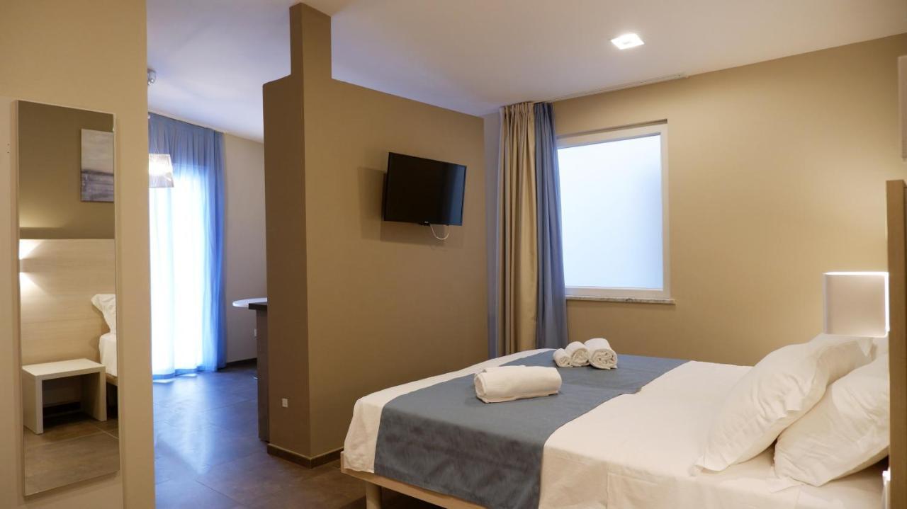 Pianomare Riviera Apartments And Rooms Imperia Ngoại thất bức ảnh