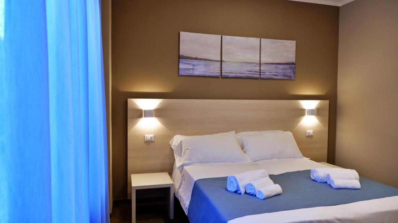 Pianomare Riviera Apartments And Rooms Imperia Ngoại thất bức ảnh