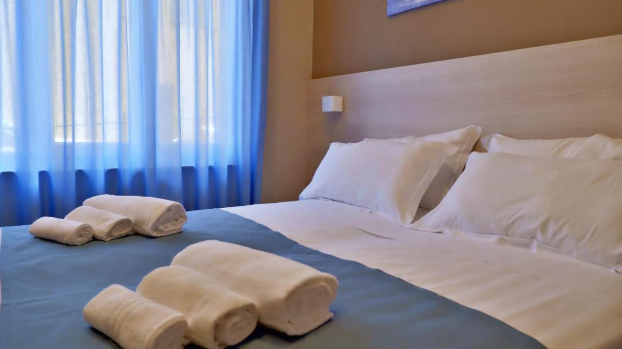 Pianomare Riviera Apartments And Rooms Imperia Ngoại thất bức ảnh