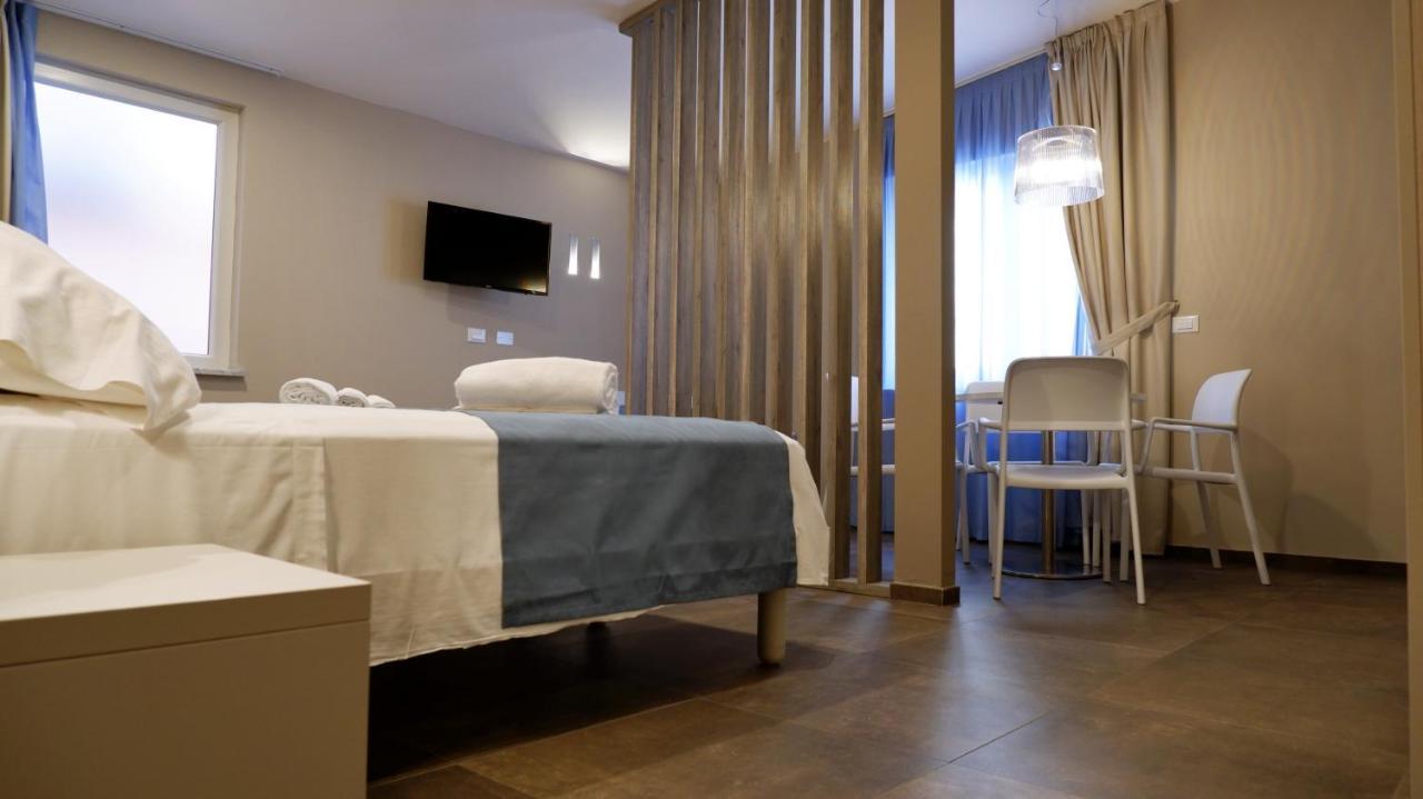 Pianomare Riviera Apartments And Rooms Imperia Ngoại thất bức ảnh