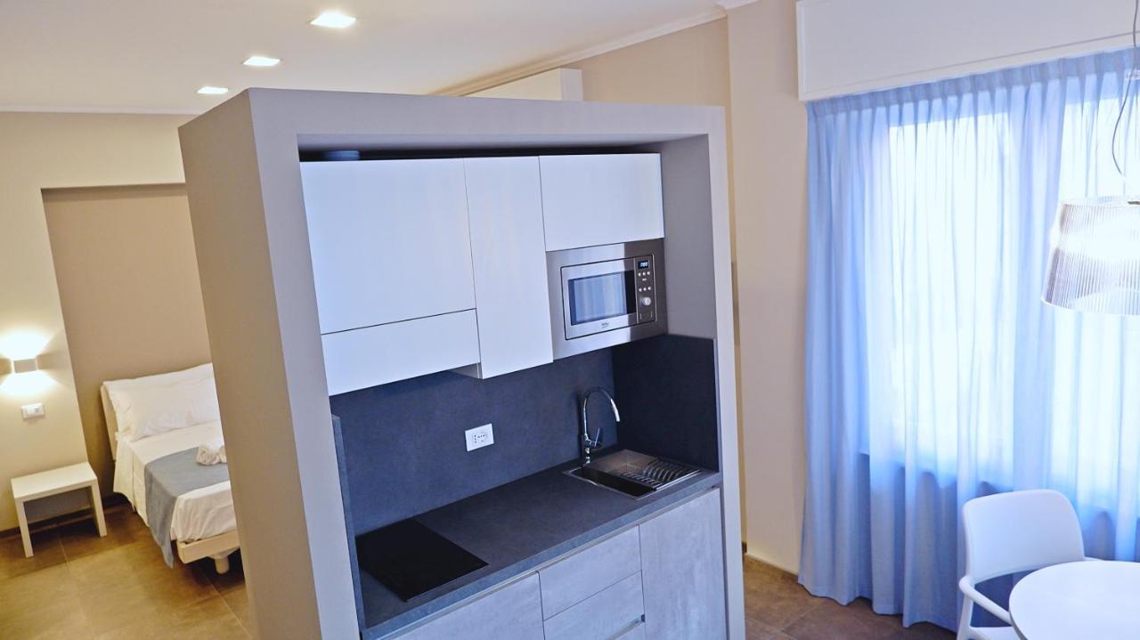 Pianomare Riviera Apartments And Rooms Imperia Ngoại thất bức ảnh