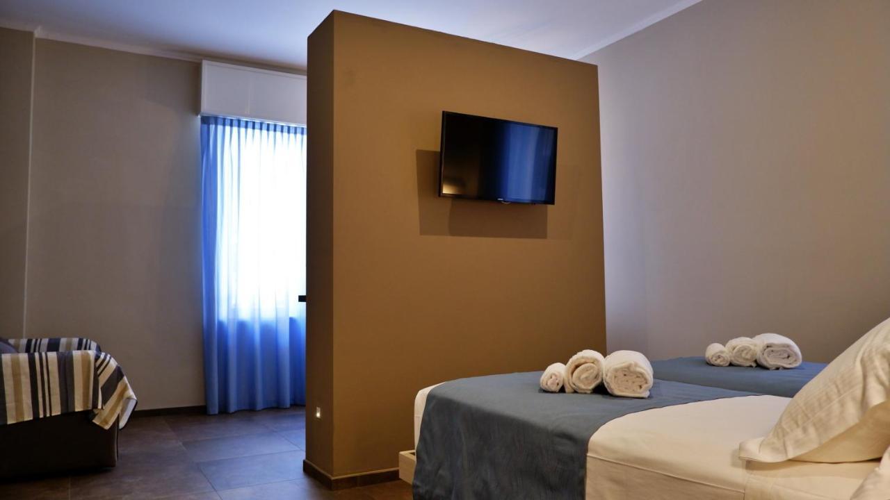 Pianomare Riviera Apartments And Rooms Imperia Ngoại thất bức ảnh